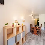 Cosmos-9 By Interhome Lägenhet Le Corbier